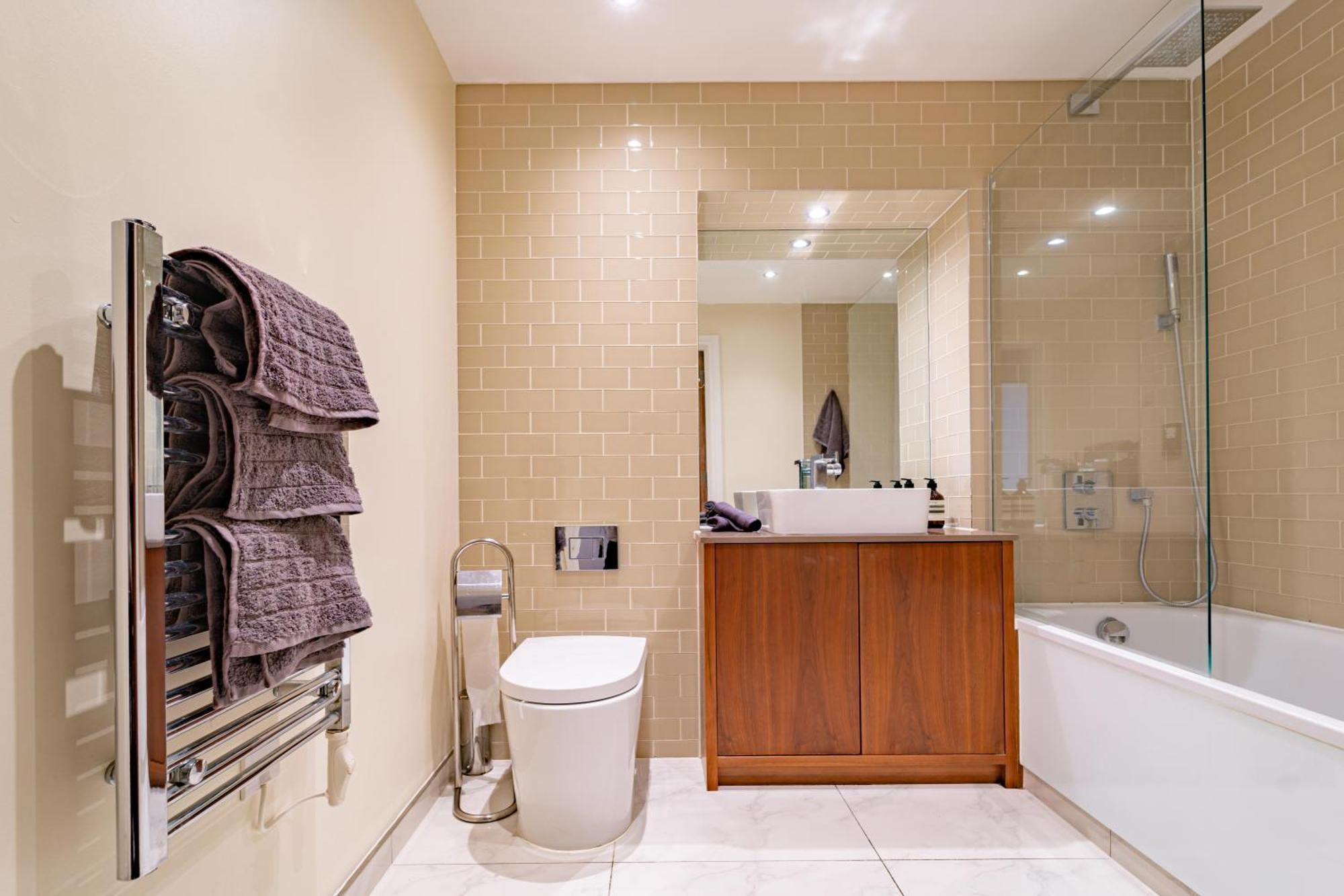 Stylish And Comfortable Canary Wharf Apartment Perfect For Long Stays Лондон Экстерьер фото